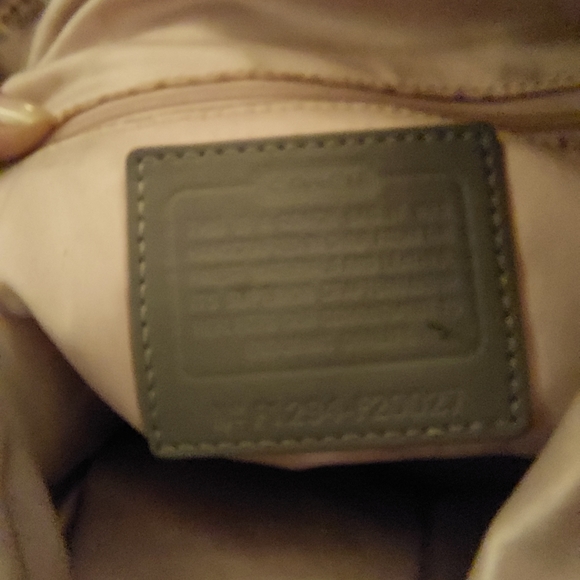 Coach Purses - Picture 12 of 16